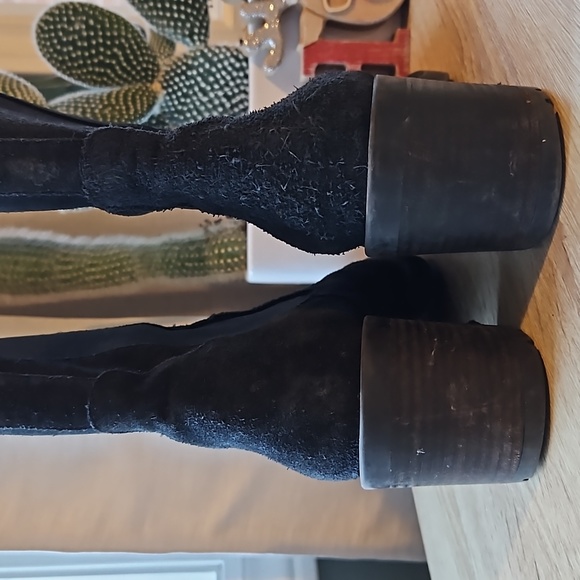 Emanuele Crasto BLUE SUEDE Chunky Heel Chelsea boots - Picture 4 of 8